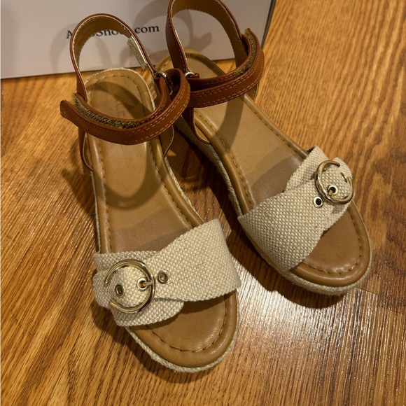 Big Girls ALDO Oberoste Sandal Wedges in Jute Tan Brown - Picture 2 of 7
